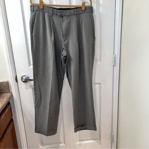 Dockers Pleated Relaxed Fit - 36x30